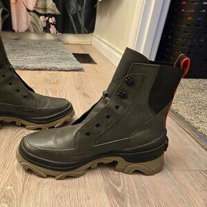 Women's Stone Green Leather Platform Sorel Brex size 11